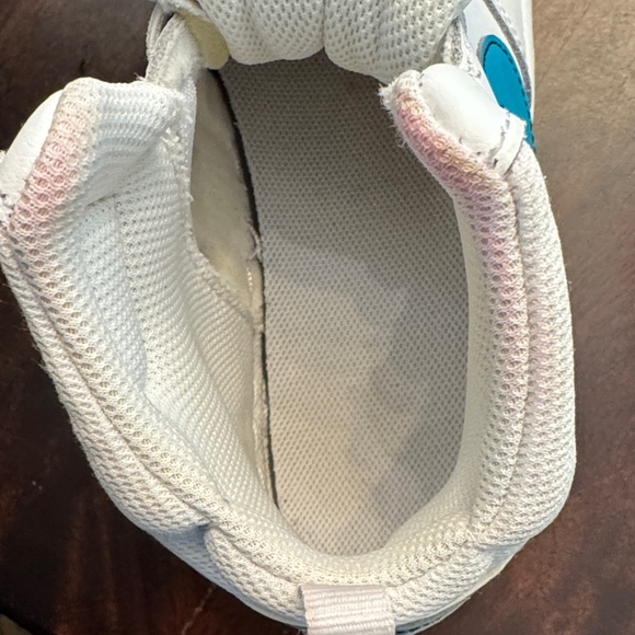 Nike Kids White and Teal High-Top Sneakers - Picture 7 of 8